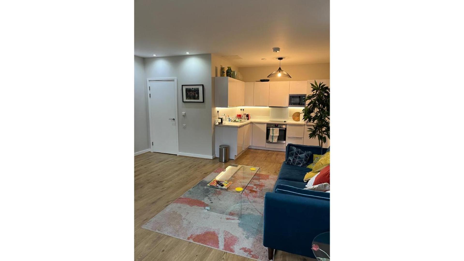 לונדון Fantastic Modern 2 Bedroom Flat In Lambeth מראה חיצוני תמונה